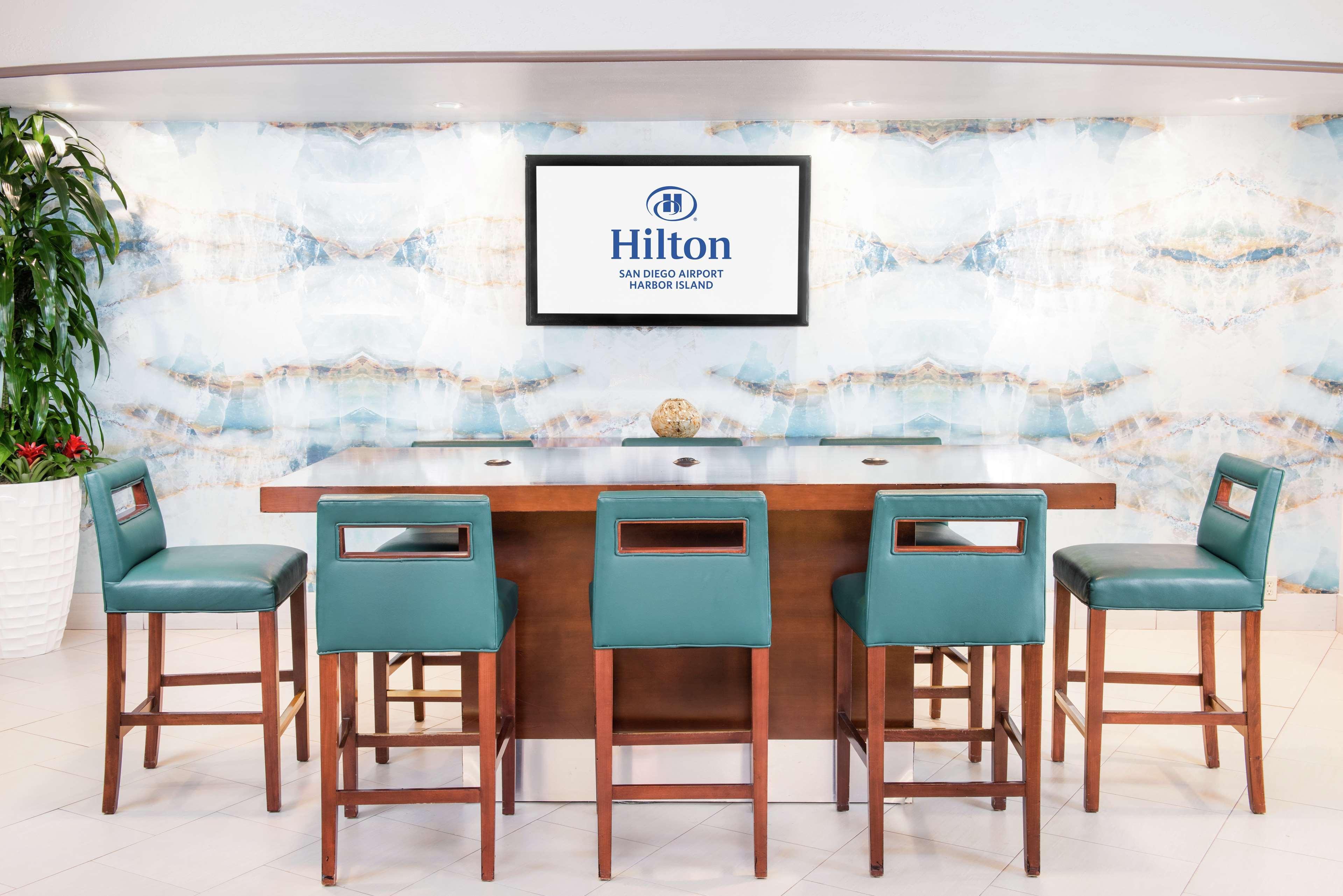 Hilton San Diego Airport/Harbor Island Exterior foto